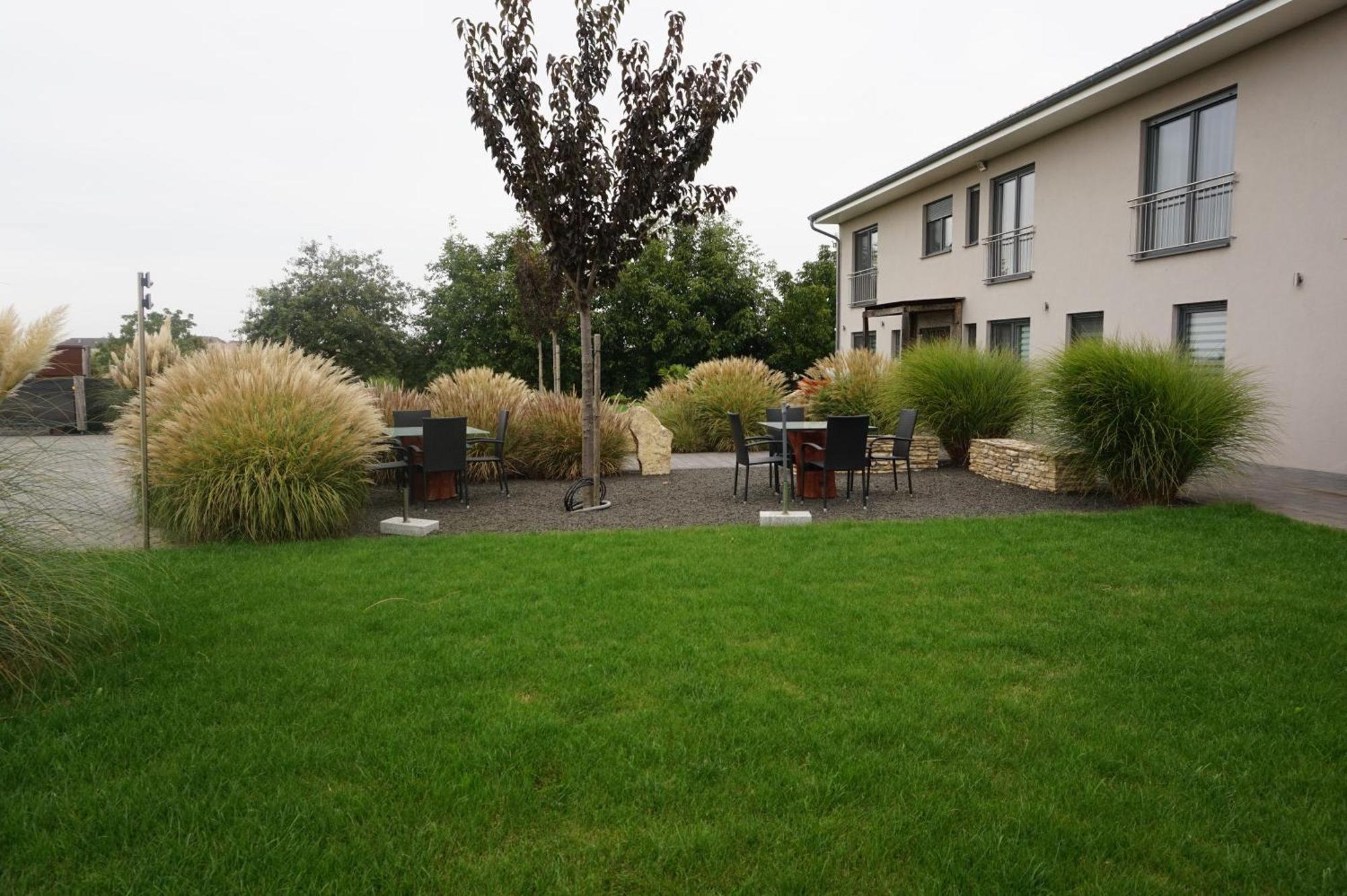 Wohnung 1 Im Kirschbluetenhof انغلهيم ام رين المظهر الخارجي الصورة