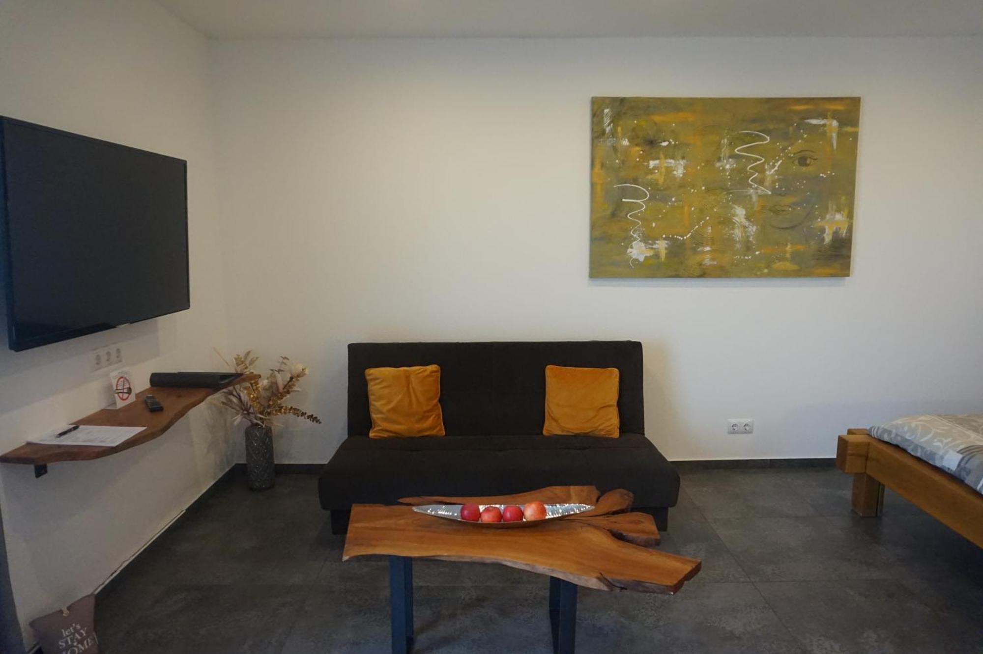 Wohnung 1 Im Kirschbluetenhof انغلهيم ام رين المظهر الخارجي الصورة