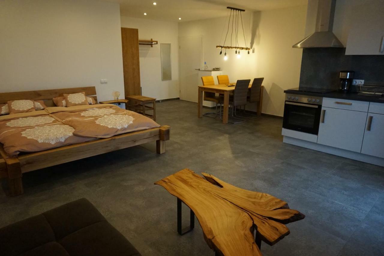 Wohnung 1 Im Kirschbluetenhof انغلهيم ام رين المظهر الخارجي الصورة